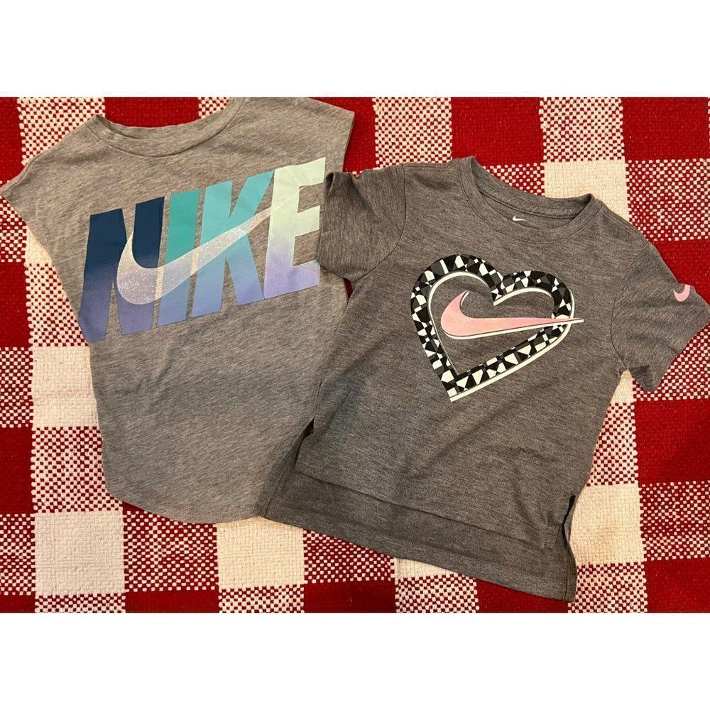 Nike Graphic Tee Bundle (4)